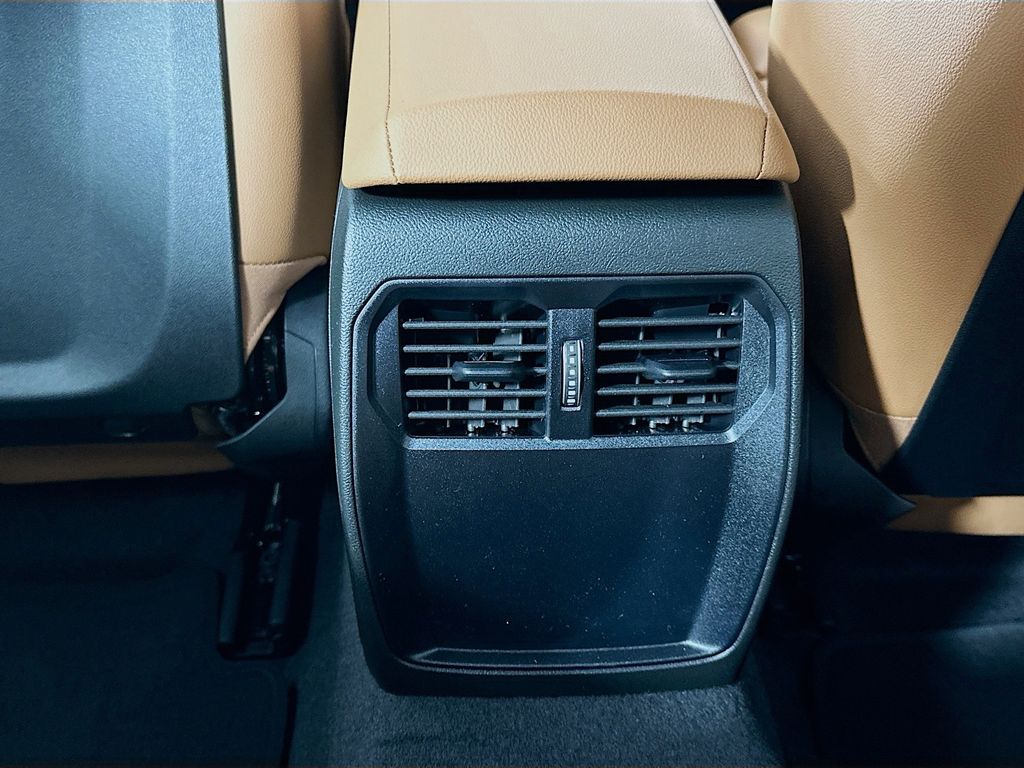 Thumbnail: 2026 BMW 2 Series - 18