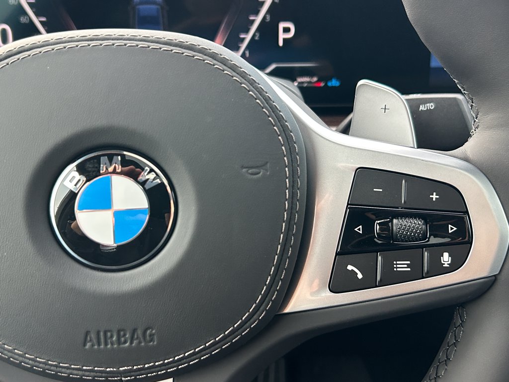 Thumbnail: 2027 BMW X6 - 20