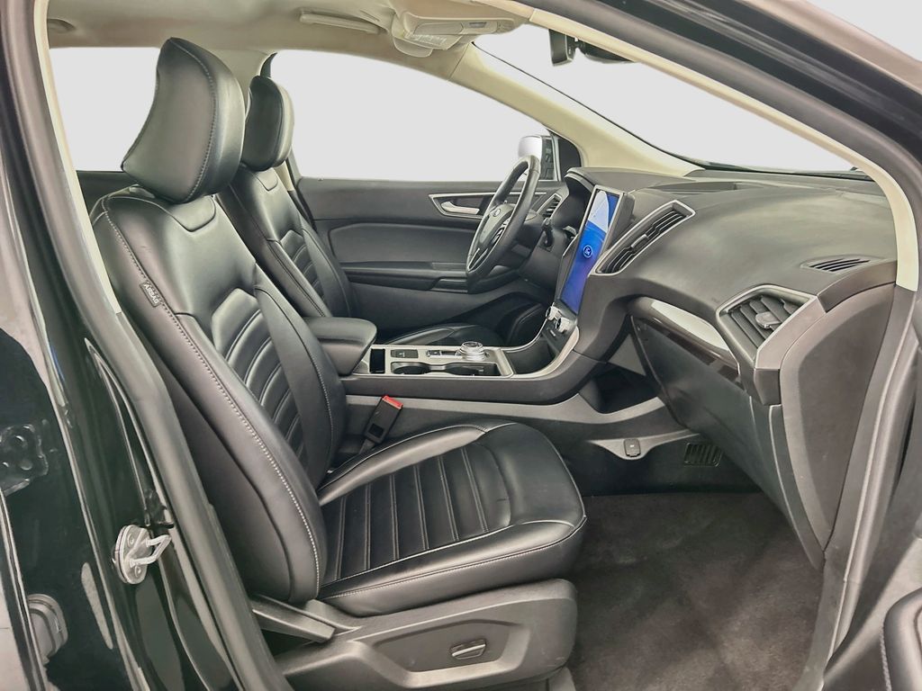 Thumbnail: 2024 Ford Edge - 18