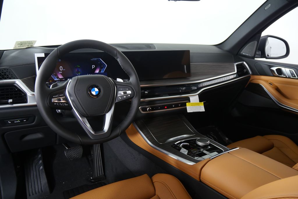 Thumbnail: 2026 BMW X5 - 17