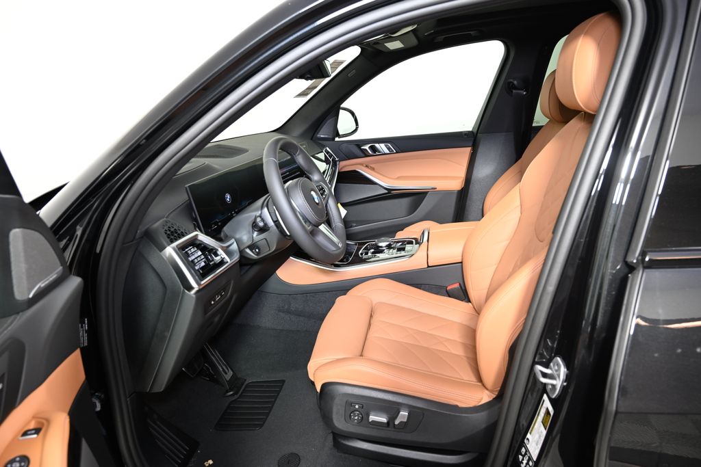 Thumbnail: 2026 BMW X5 - 14