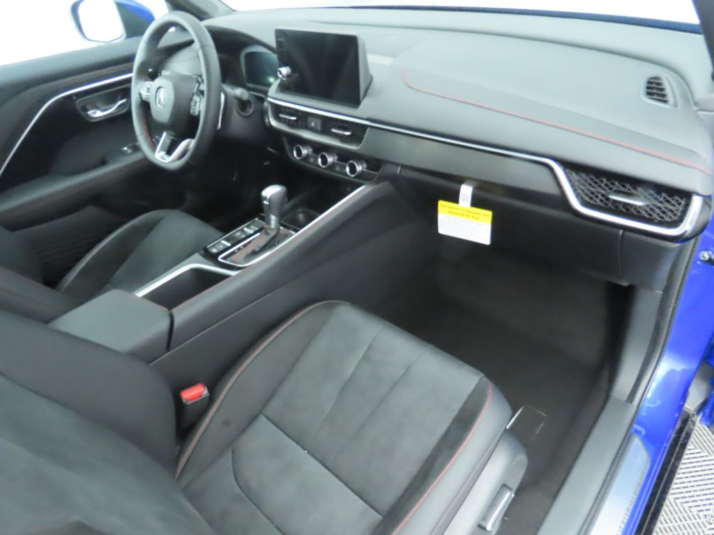 2025 Acura ADX A-SPEC 17