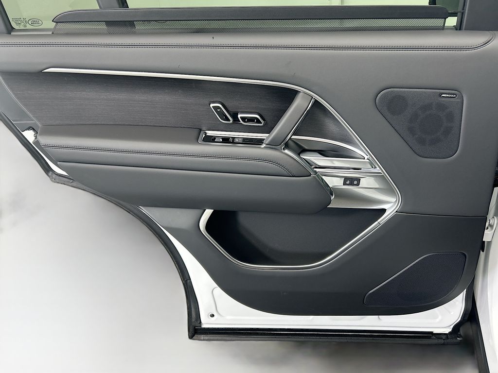 Thumbnail: 2026 Land Rover Range Rover - 26