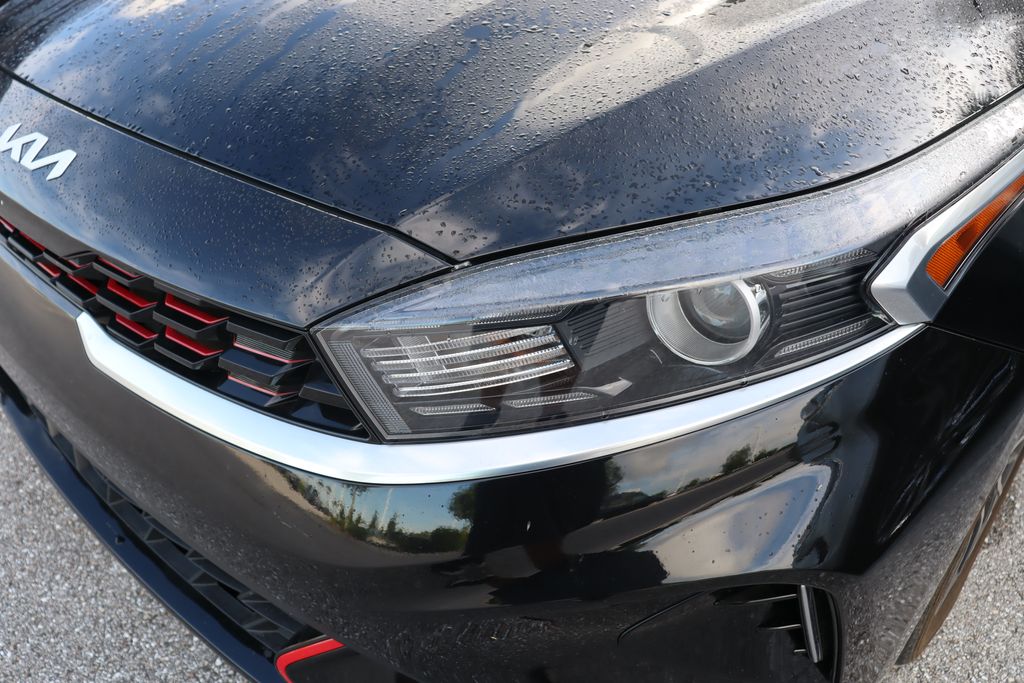 Thumbnail: 2023 Kia Forte - 3