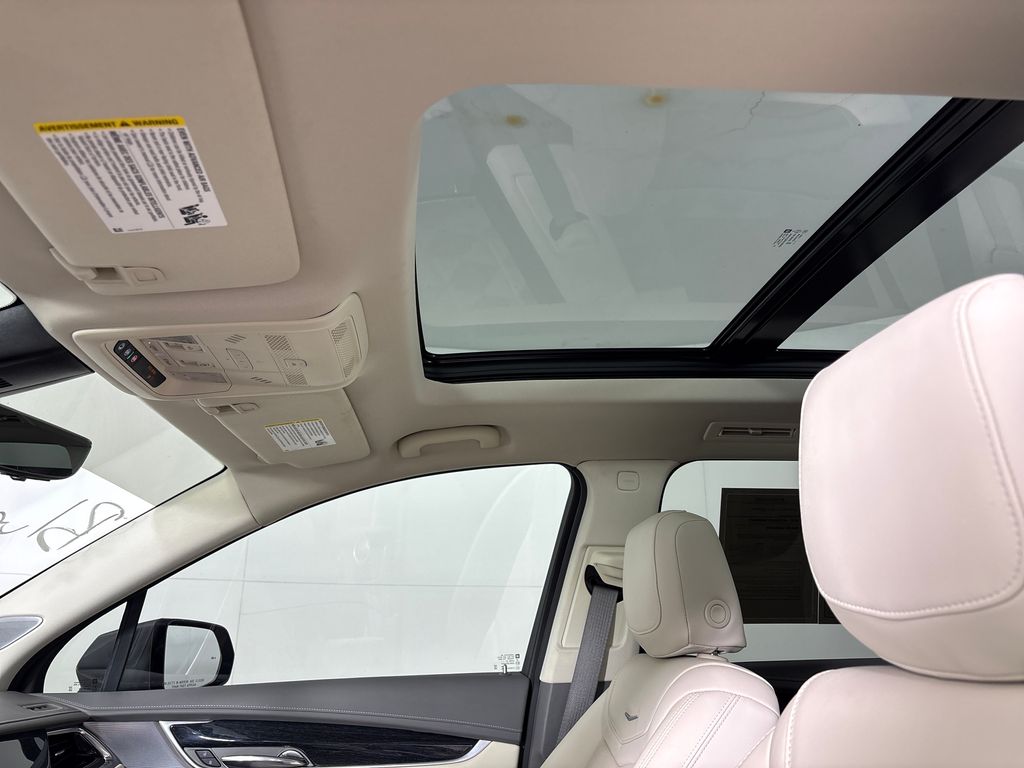 2024 Argent Silver Metallic Cadillac XT6 Premium Luxury FWD SUV
