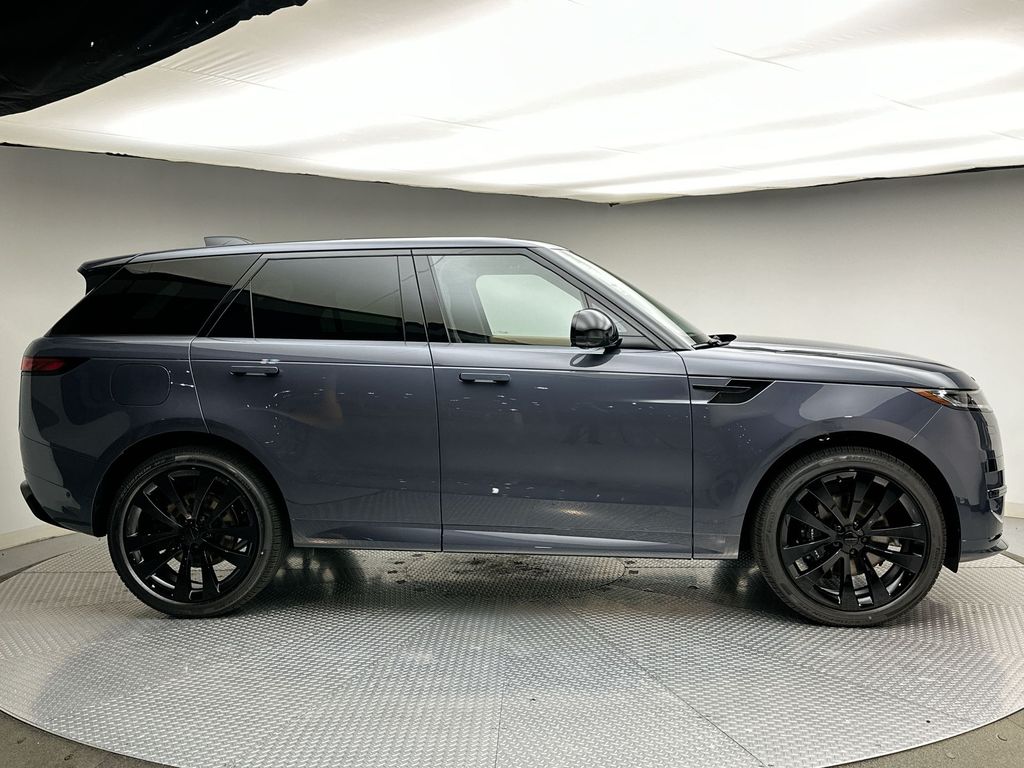 Thumbnail: 2027 Land Rover Range Rover Sport - 4
