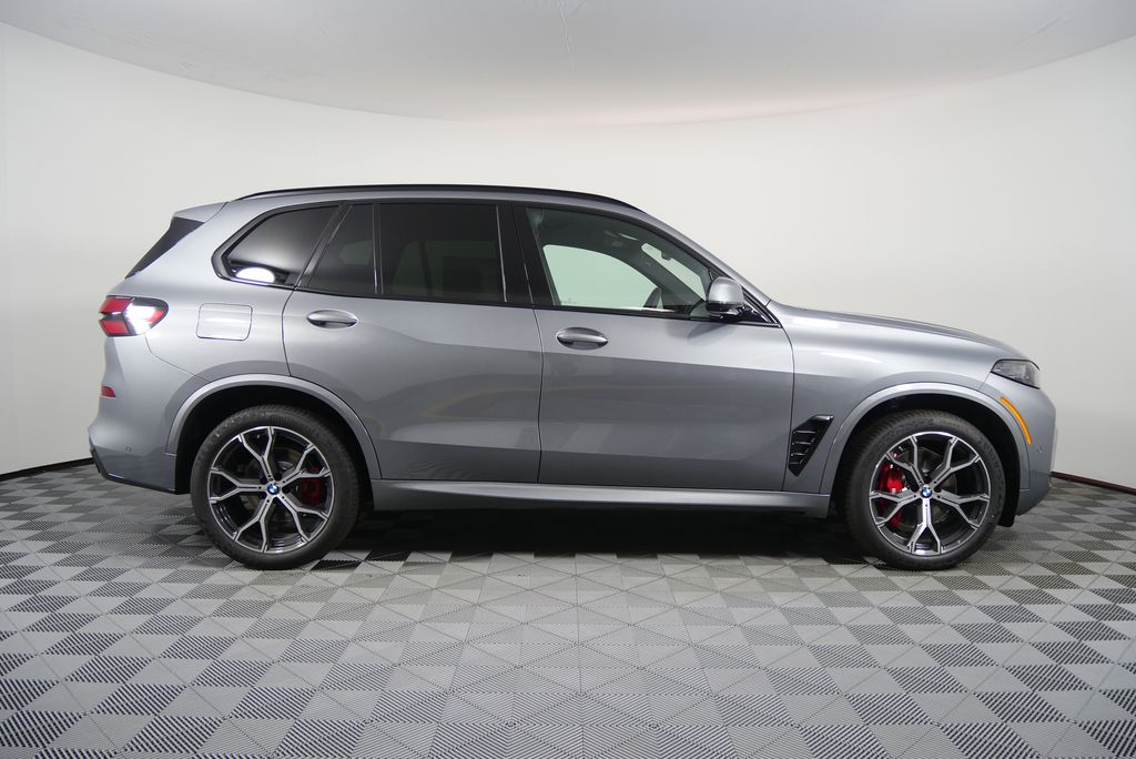 Thumbnail: 2026 BMW X5 - 2