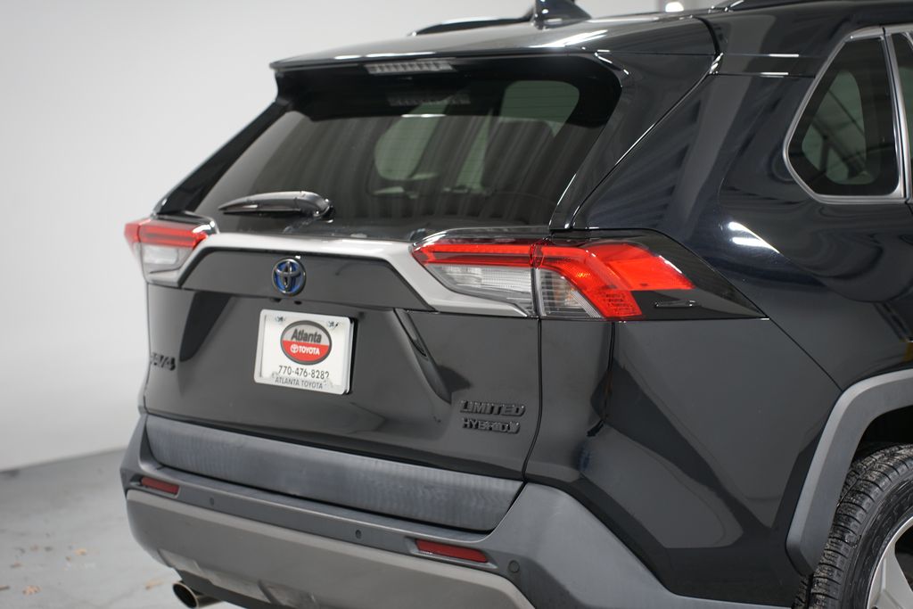 2020 Toyota RAV4 Limited 9