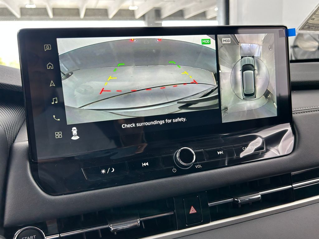 New 2026 Graphite Gray Mitsubishi SE image 18