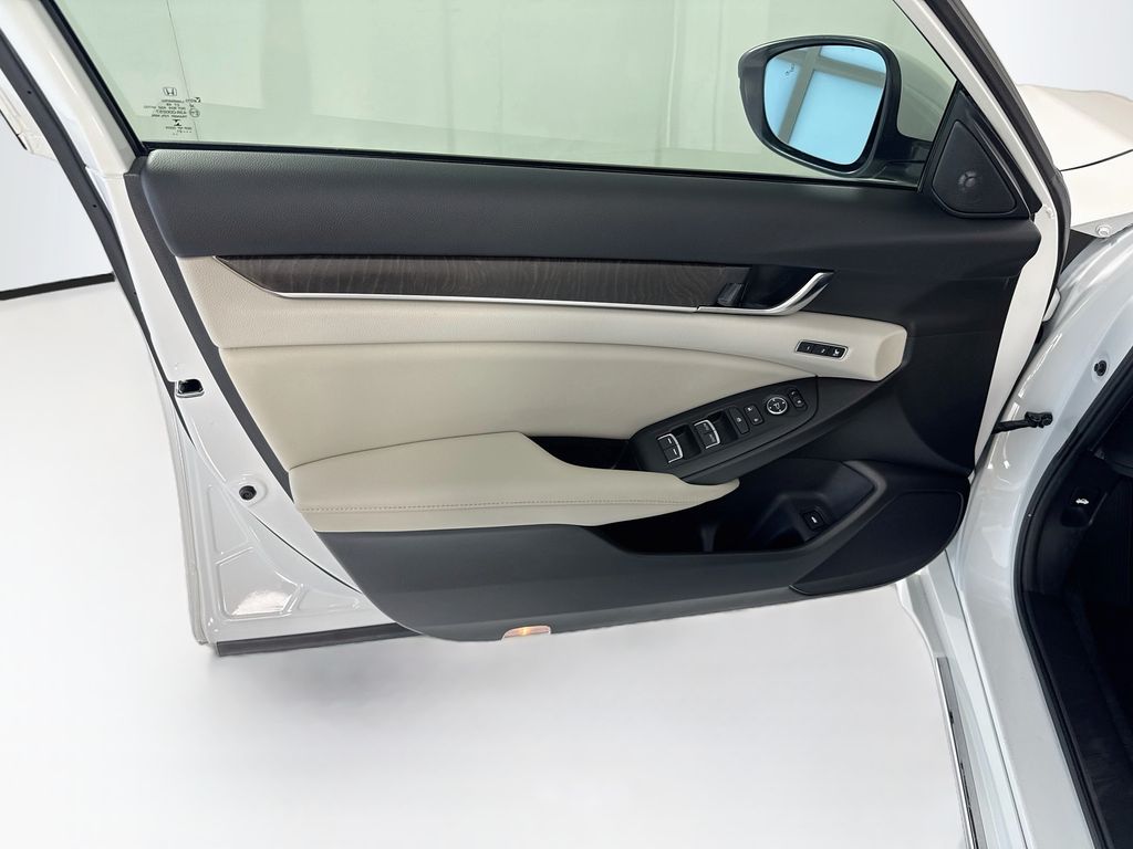 Thumbnail: 2021 Honda Accord - 24