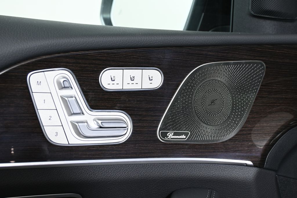 Thumbnail: 2026 Mercedes-Benz GLE - 25