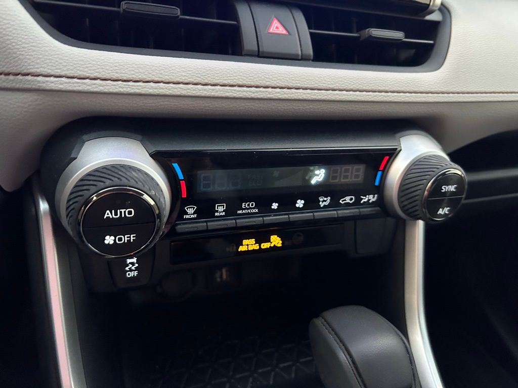 Thumbnail: 2024 Toyota RAV4 - 26