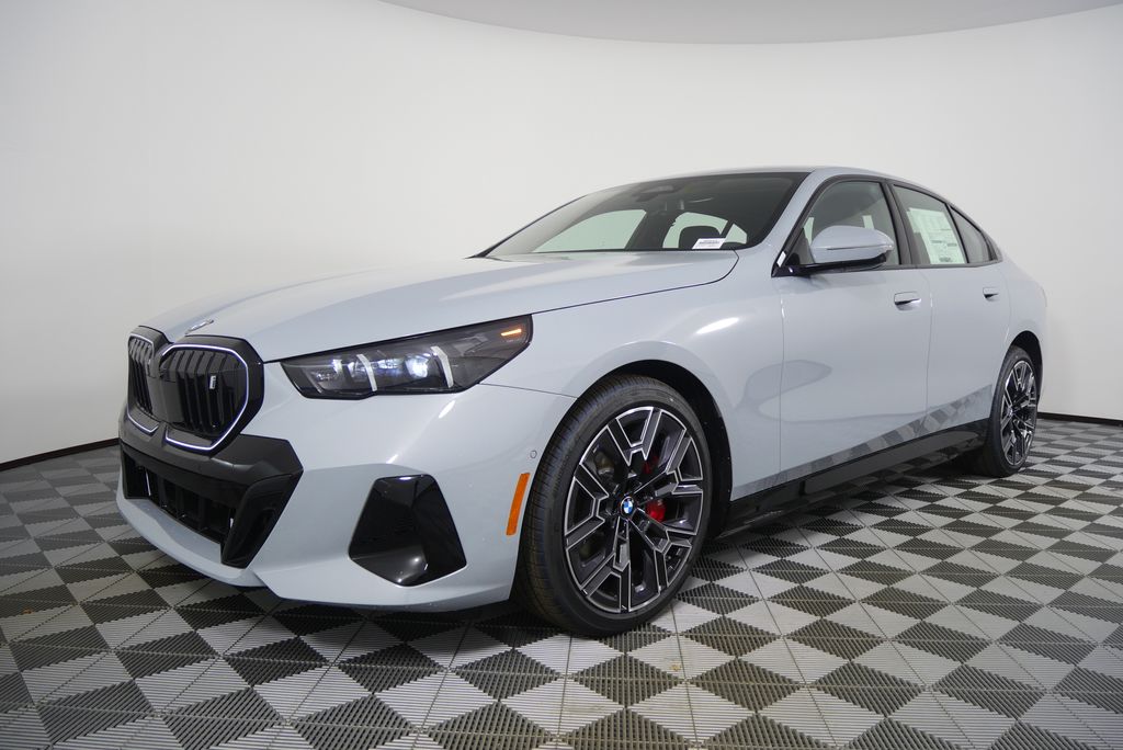 Thumbnail: 2026 BMW i5 - 7