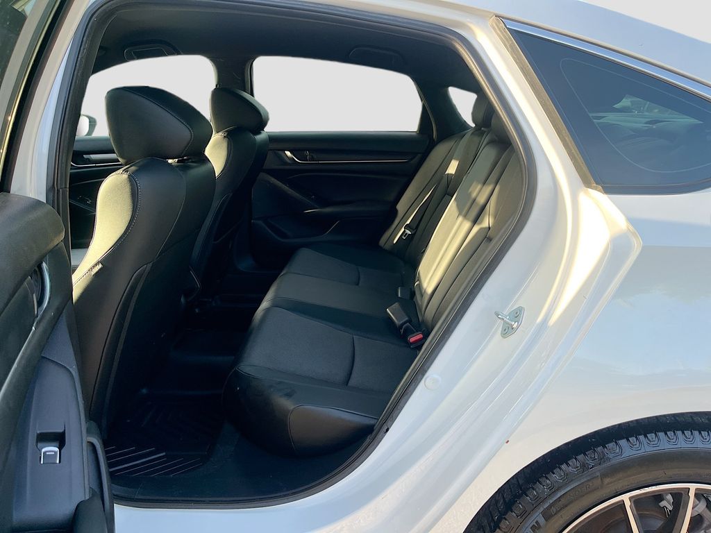 2021 Honda Accord Sport White at Autostrade