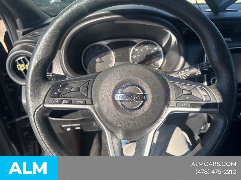Used 2019 Black Nissan S image 23