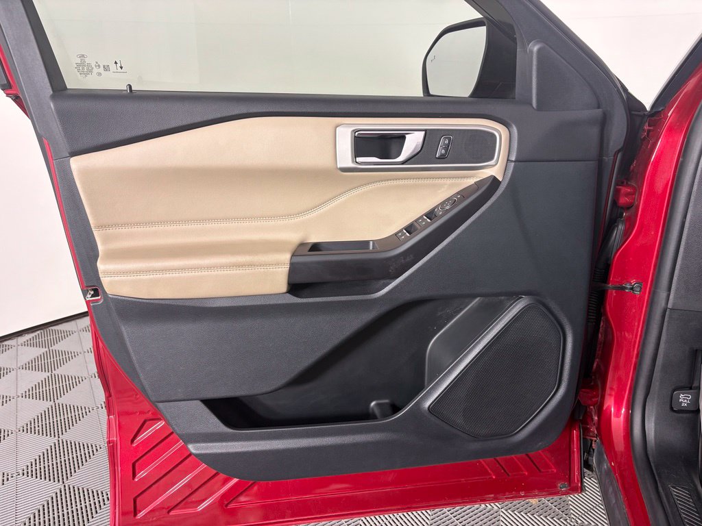 2020 Ford Explorer #17