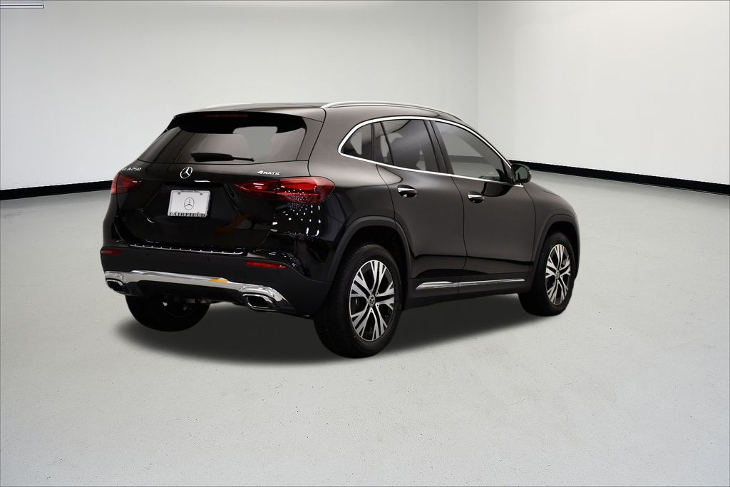 Thumbnail: 2025 Mercedes-Benz GLA - 5