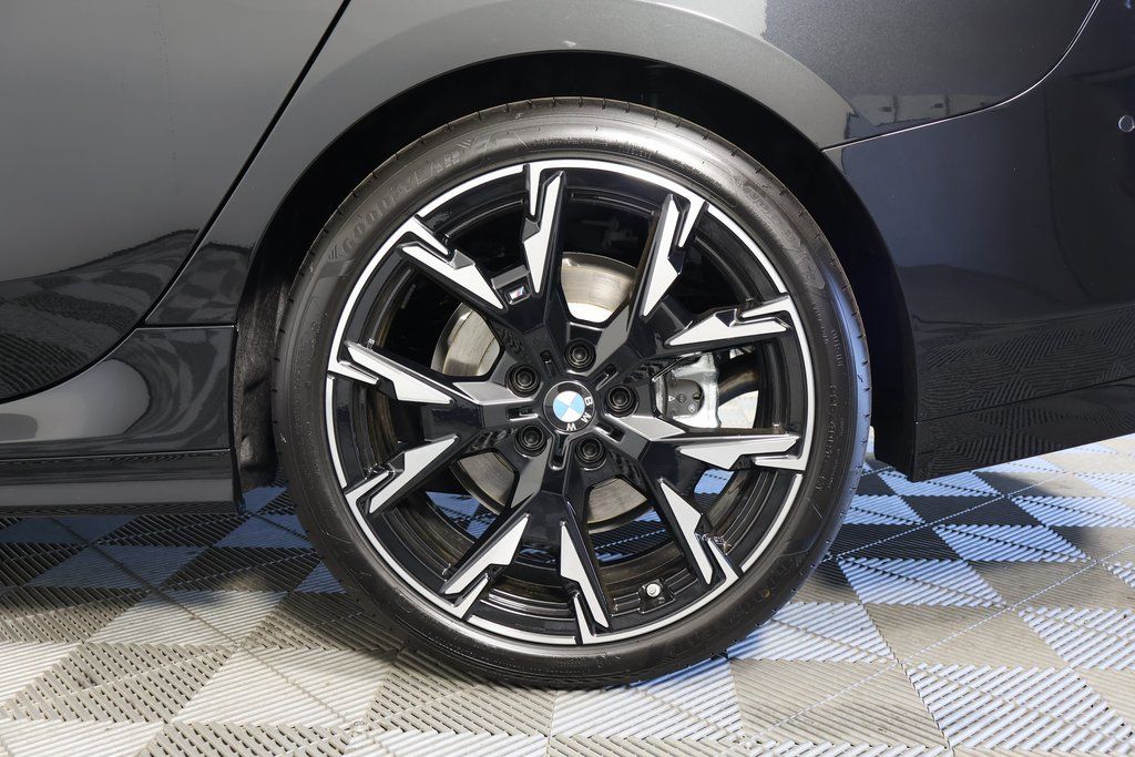 Thumbnail: 2026 BMW 2 Series - 10