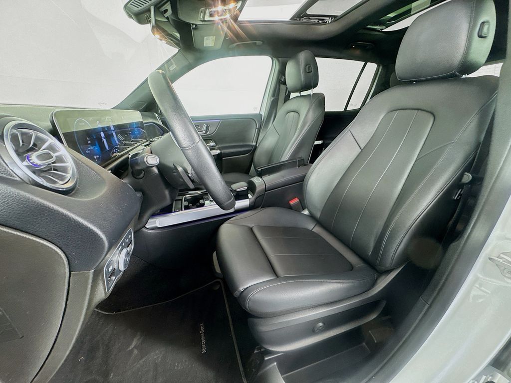 Used Car 2020 Mercedes-benz Glb  Glb 250 For Sale Under $25,000 In Austin, Texas