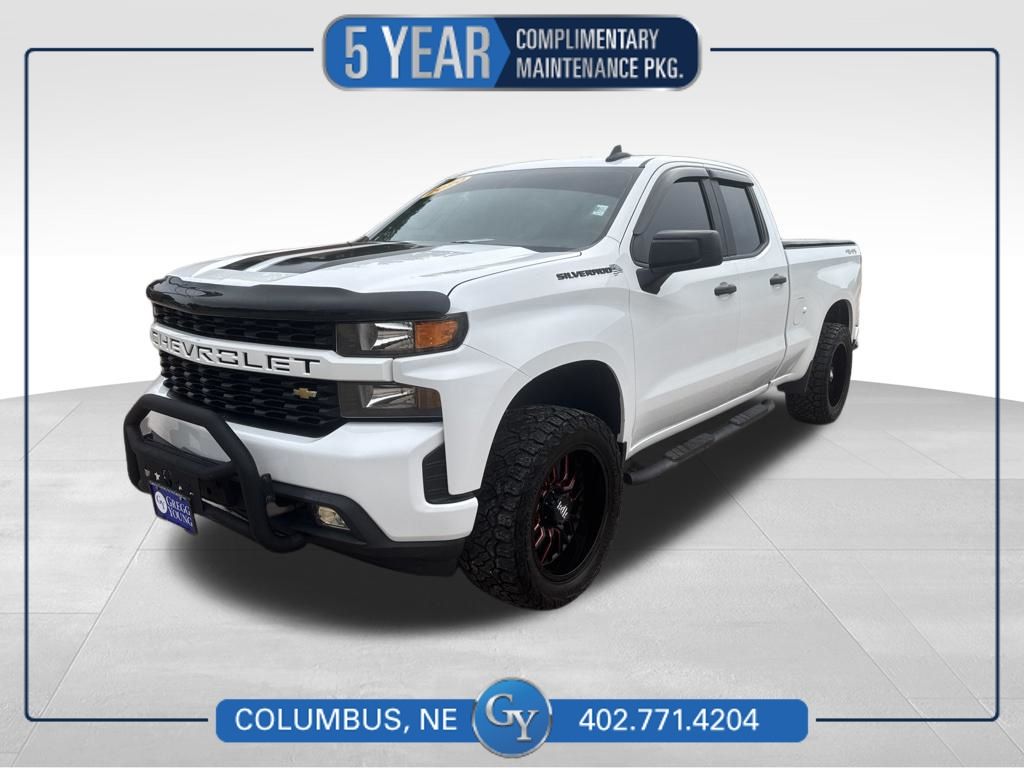 Summit White 2020 Chevrolet Silverado 1500 Pickup Truck Four-Wheel Drive 8-Speed Automatic