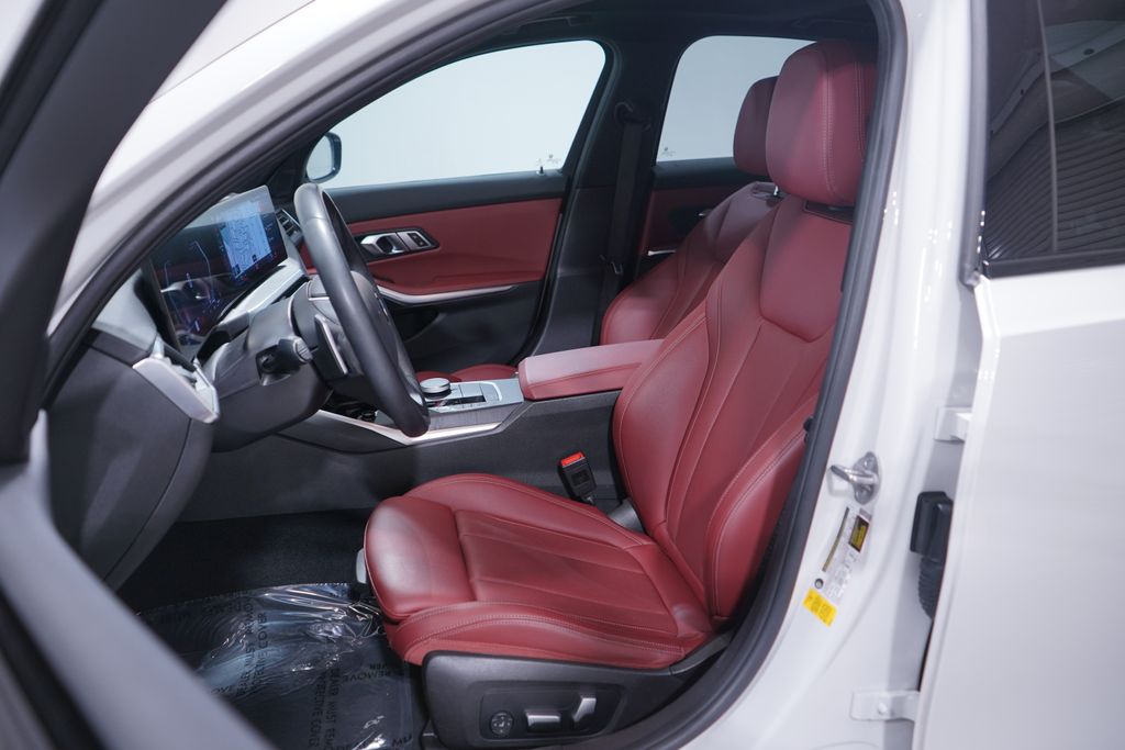 Thumbnail: 2023 BMW 3 Series - 7