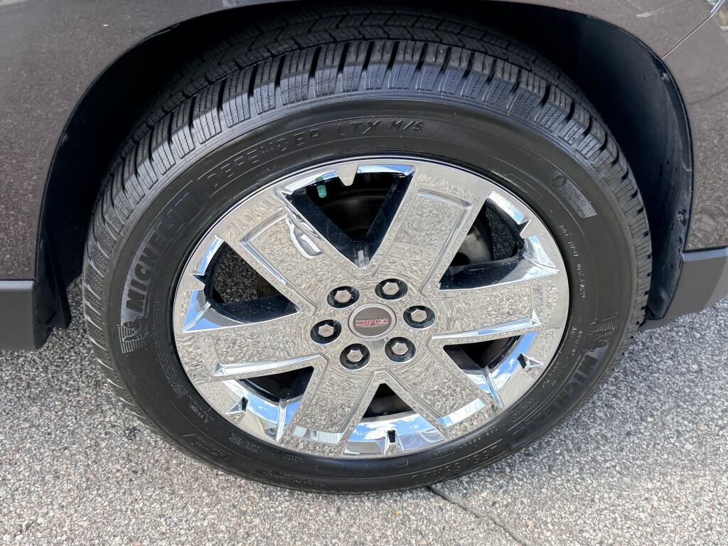 Thumbnail: 2017 GMC Acadia - 14