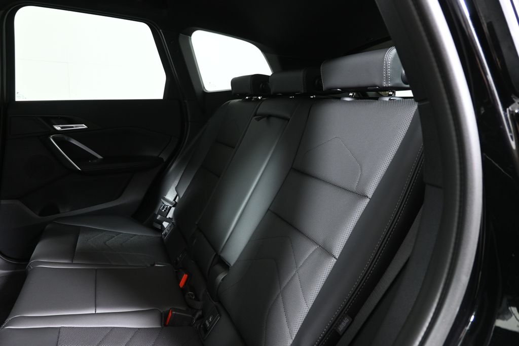 Thumbnail: 2026 BMW X1 - 4