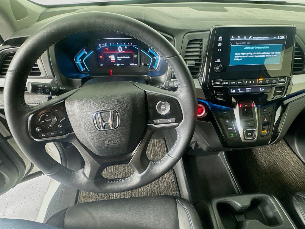 Used Car 2023 Honda Odyssey  Touring For Sale Under $35,000 In Austin, Texas