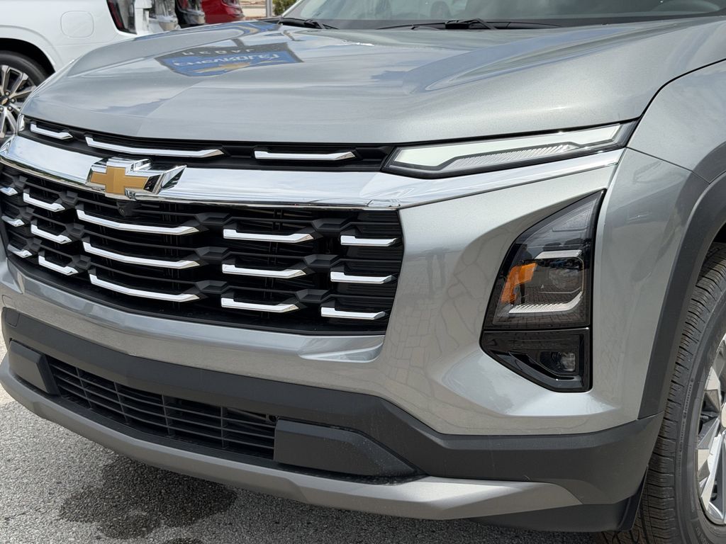 new 2026 Chevrolet Equinox car, priced at $27,295