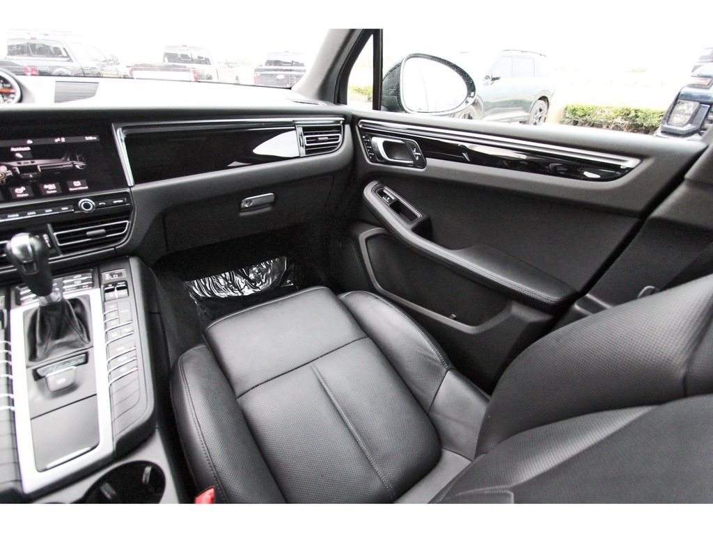 Used 2021 Porsche Macan SUV