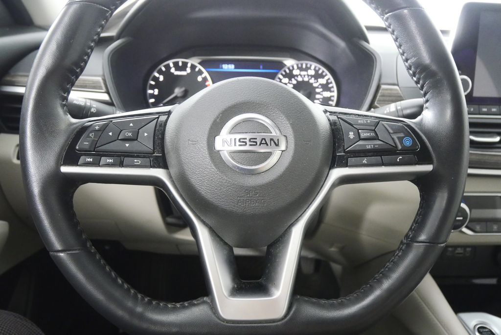 Thumbnail: 2021 Nissan Altima - 19