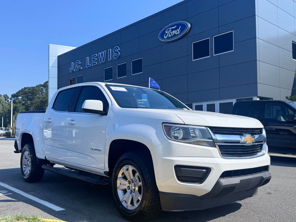 Summit White 2020 Chevrolet Colorado LT Crew Cab RWD Pickup Truck 4X2 8-Speed Automatic