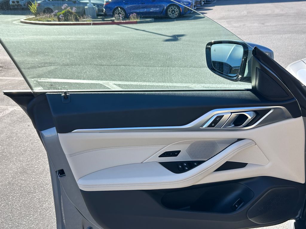 Thumbnail: 2023 BMW i4 - 11