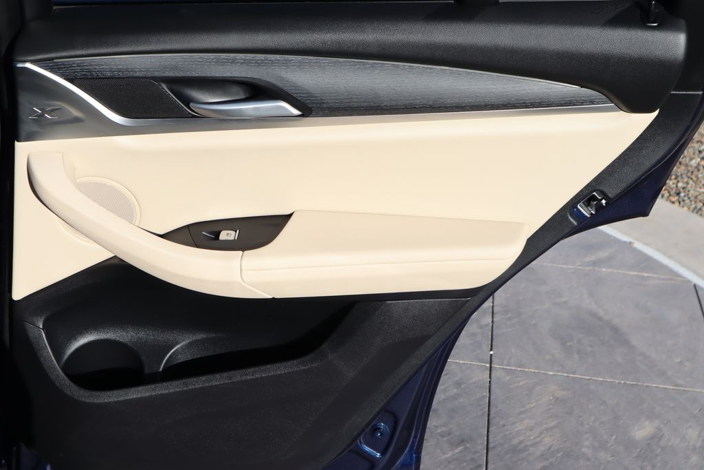 Thumbnail: 2023 BMW X3 - 26