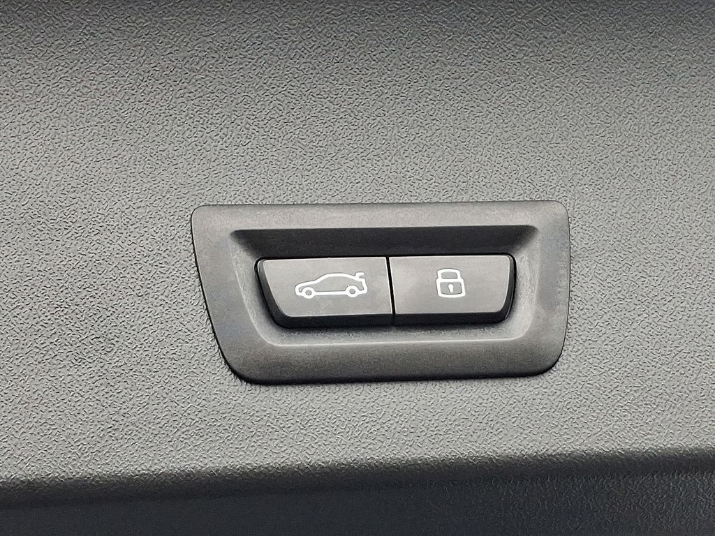 Thumbnail: 2025 BMW X3 - 31