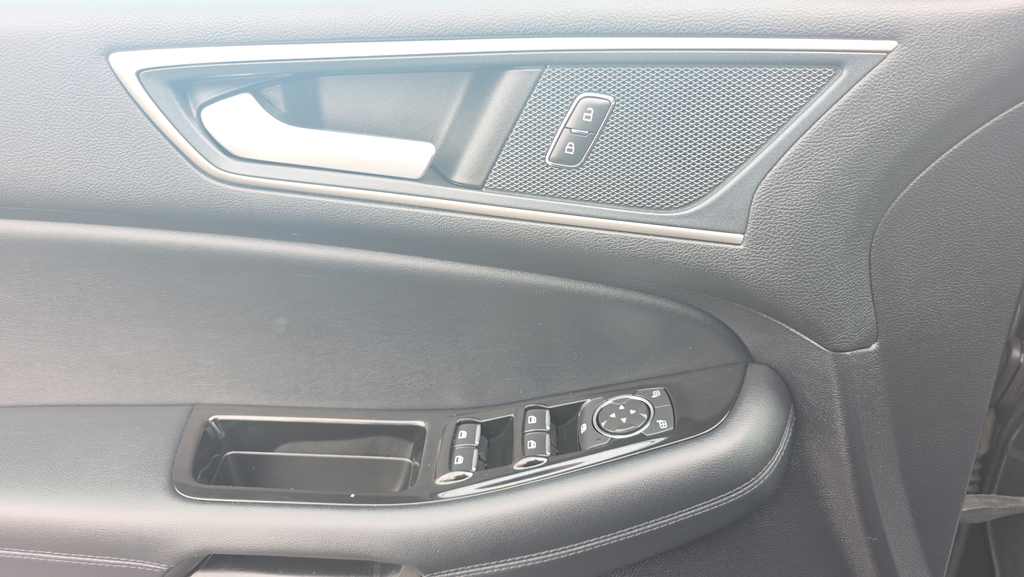 Certified Used 2019 Gray Ford SEL image 13