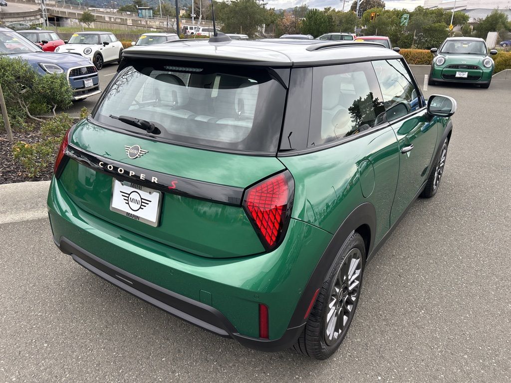 Thumbnail: 2025 MINI Cooper - 5