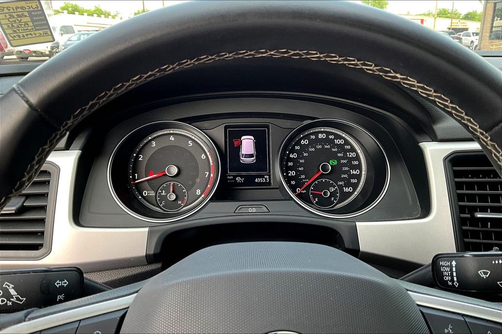 2021 Volkswagen Atlas 3.6L V6 SE w/Technology White at DeMontrond Auto Country