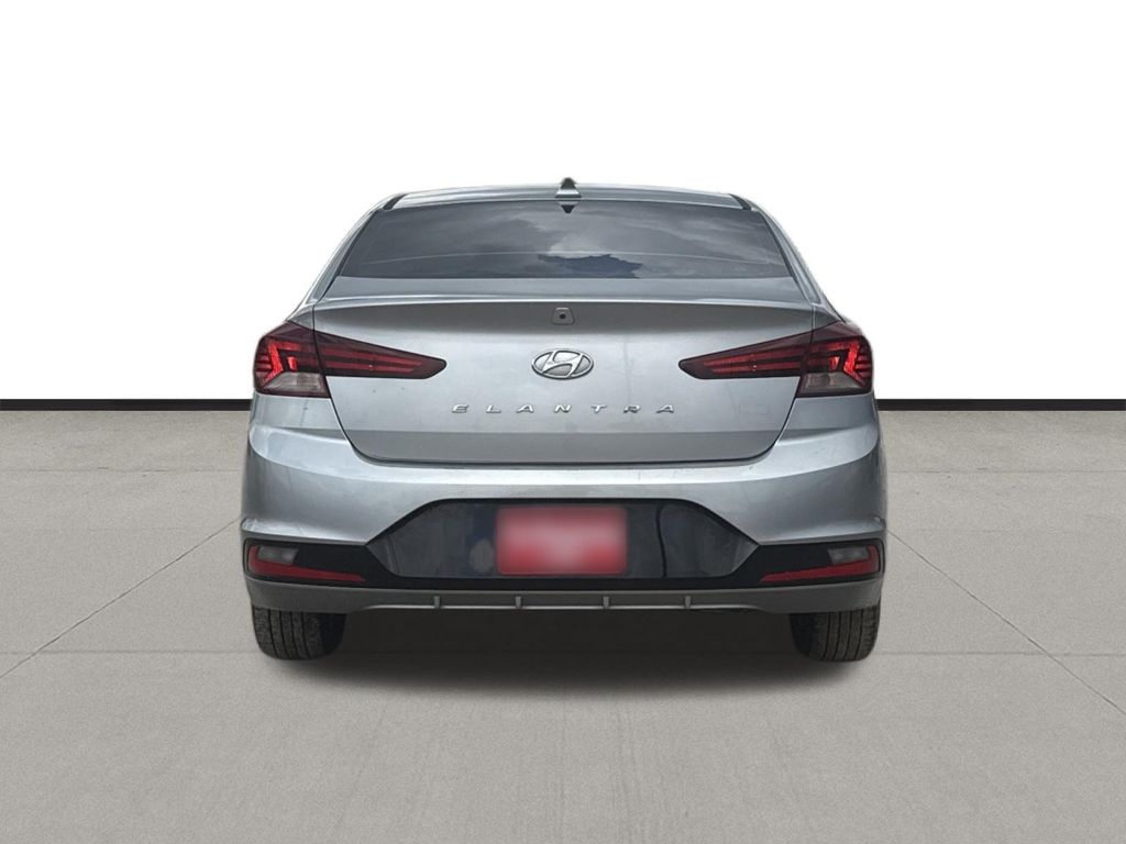 2020 Hyundai Elantra SEL Silver at Emmons Autoplex