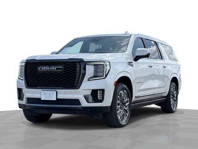 White Frost Tricoat 2023 GMC Yukon XL Denali Ultimate 4WD SUV / Crossover Four-Wheel Drive