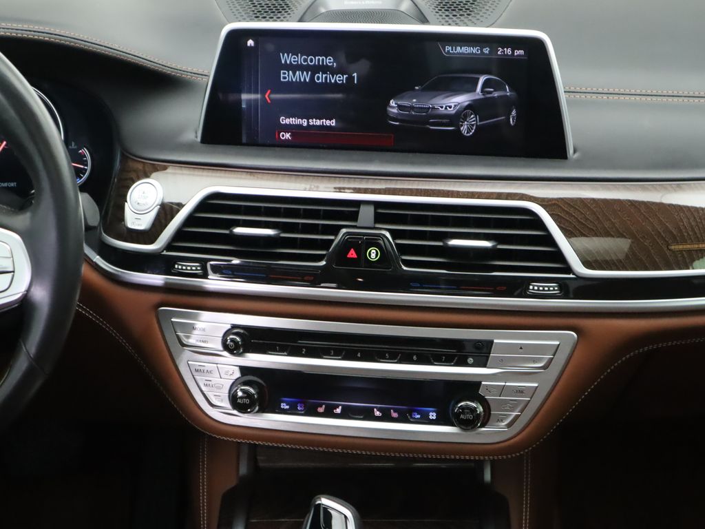 Thumbnail: 2019 BMW 7 Series - 14