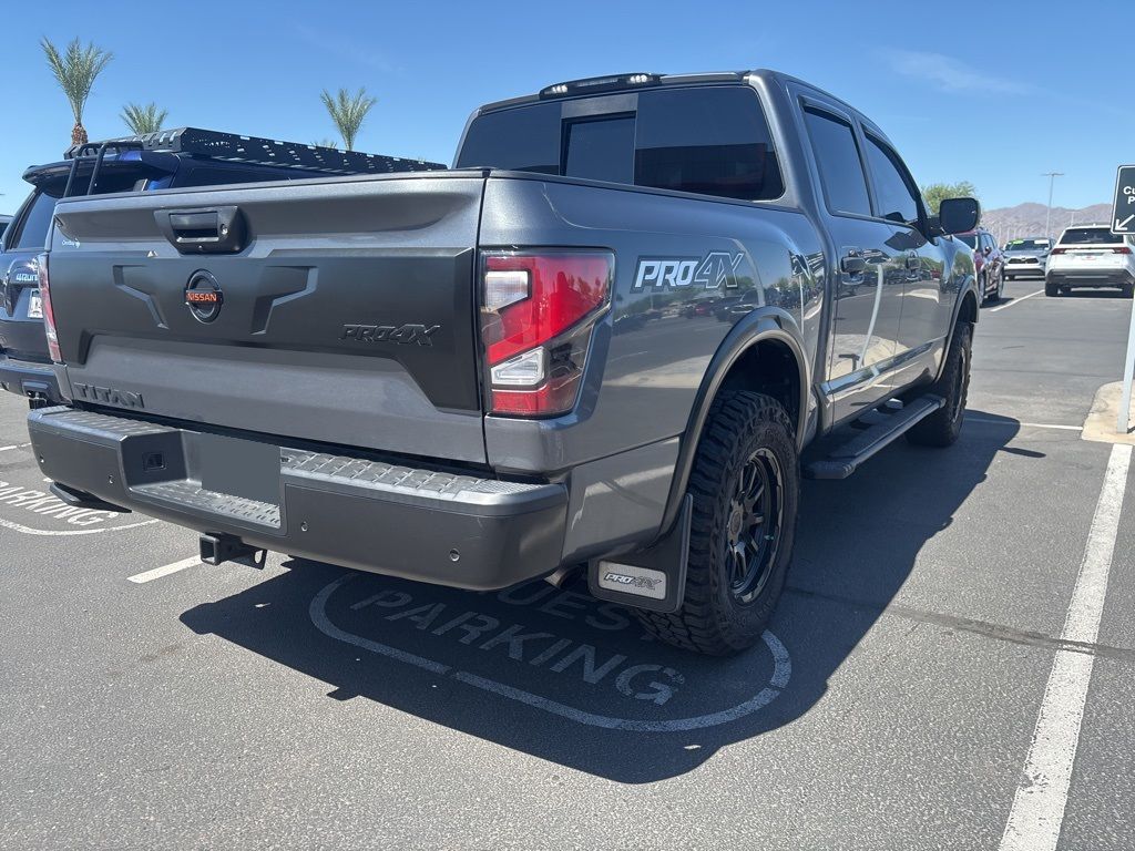 Thumbnail: 2020 Nissan Titan - 5
