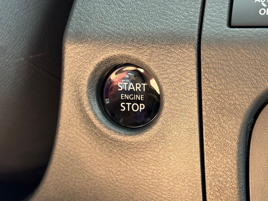 New 2027 Nissan Frontier Truck