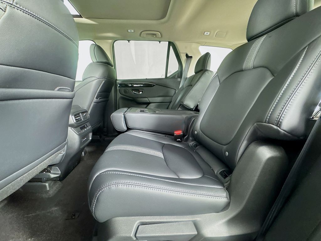 New Car 2025 Honda Pilot  Touring For Sale Under $50,000 In Austin, Texas