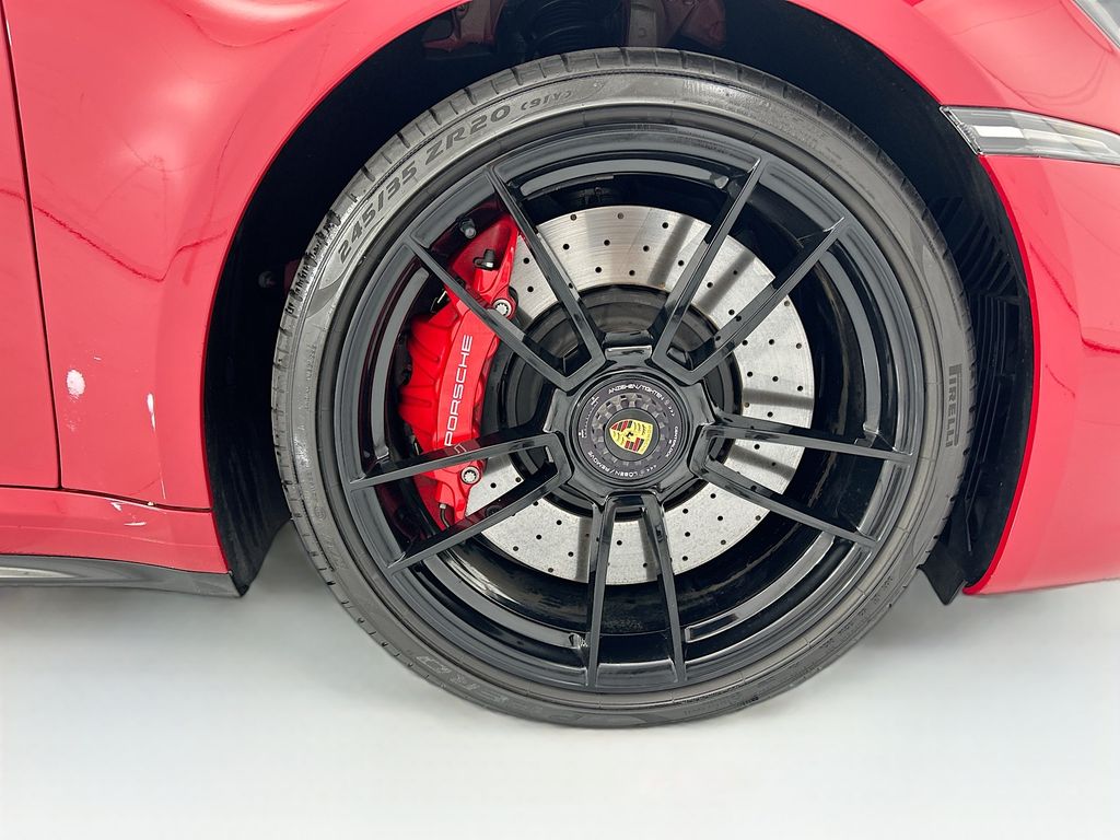 Thumbnail: 2024 Porsche 911 - 30