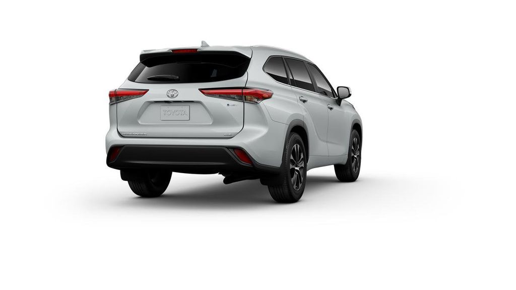 Thumbnail: 2025 Toyota Highlander - 9