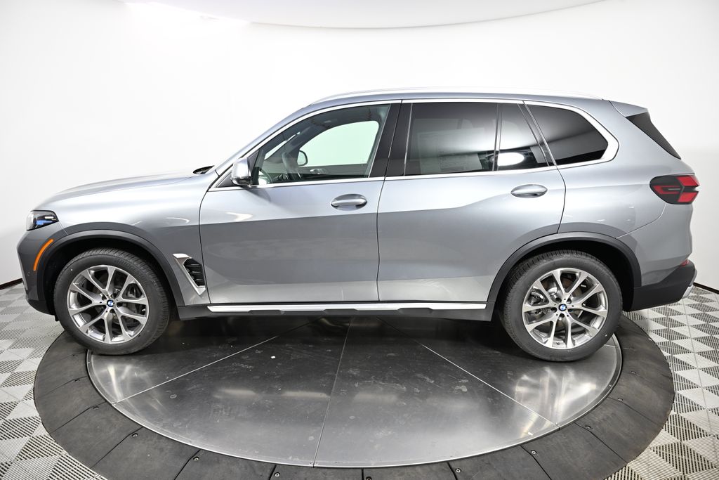 Thumbnail: 2026 BMW X5 - 2