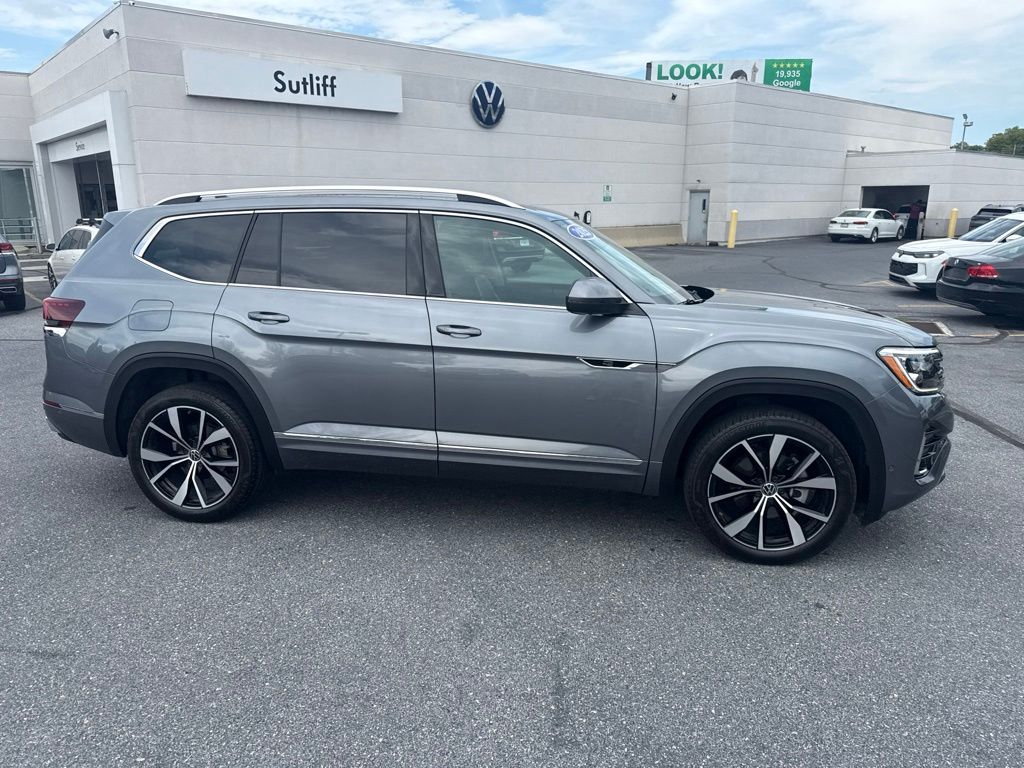 2025 Volkswagen Atlas 2.0T SEL Premium R-Line Gray at Subaru and VW of Moon Township