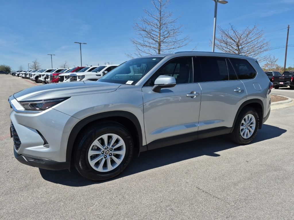 Used Car 2024 Toyota Grand Highlander  Xle For Sale Under $50,000 In Austin, Texas