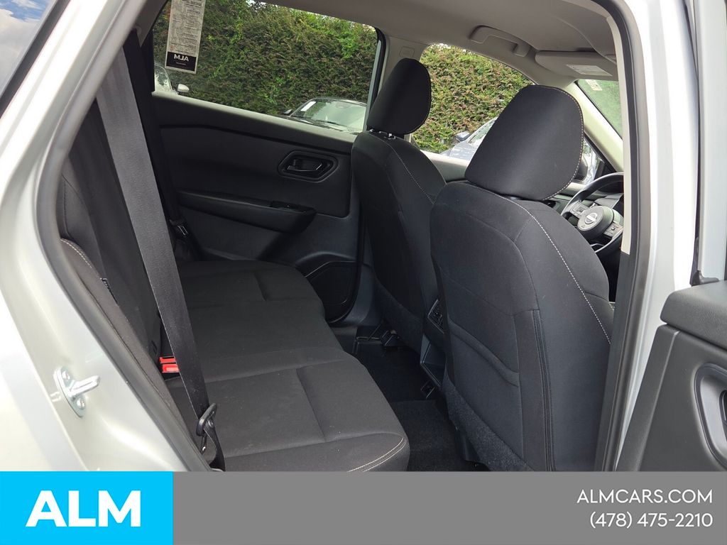 Used 2024 Silver Nissan S image 16